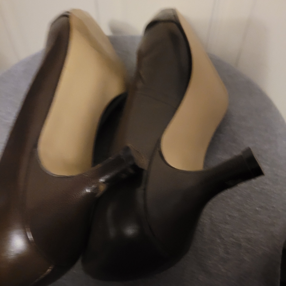 Shoe